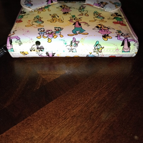NWOT Loungefly Disney 100 Mickey & Friends Classic  Iridescent Zip around wallet - Picture 14 of 14
